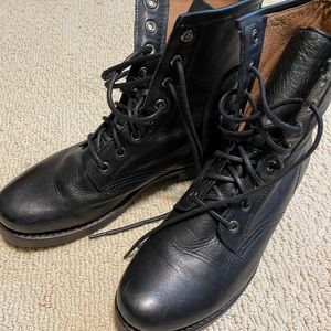Frye Veronica Combat, Black Leather Size 7
